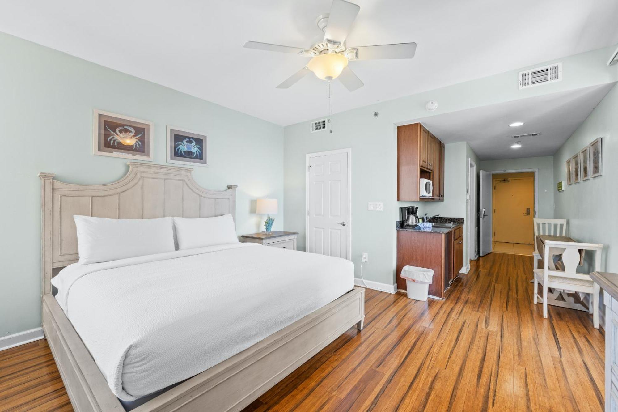 Splash Beach Resort By Panhandle Getaways Panama City Beach Room photo